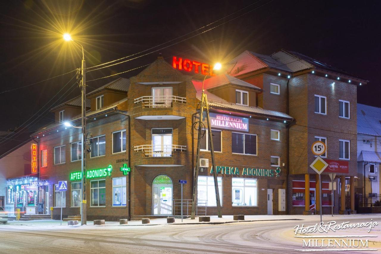 Hotel Millennium Пшасныш Экстерьер фото